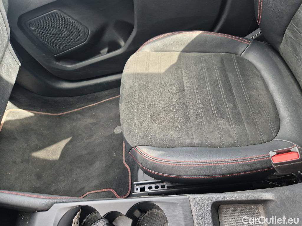  Ford  Kuga  ST-Line X Plug-In Hybrid 2.5 225CV ATV E6d #27