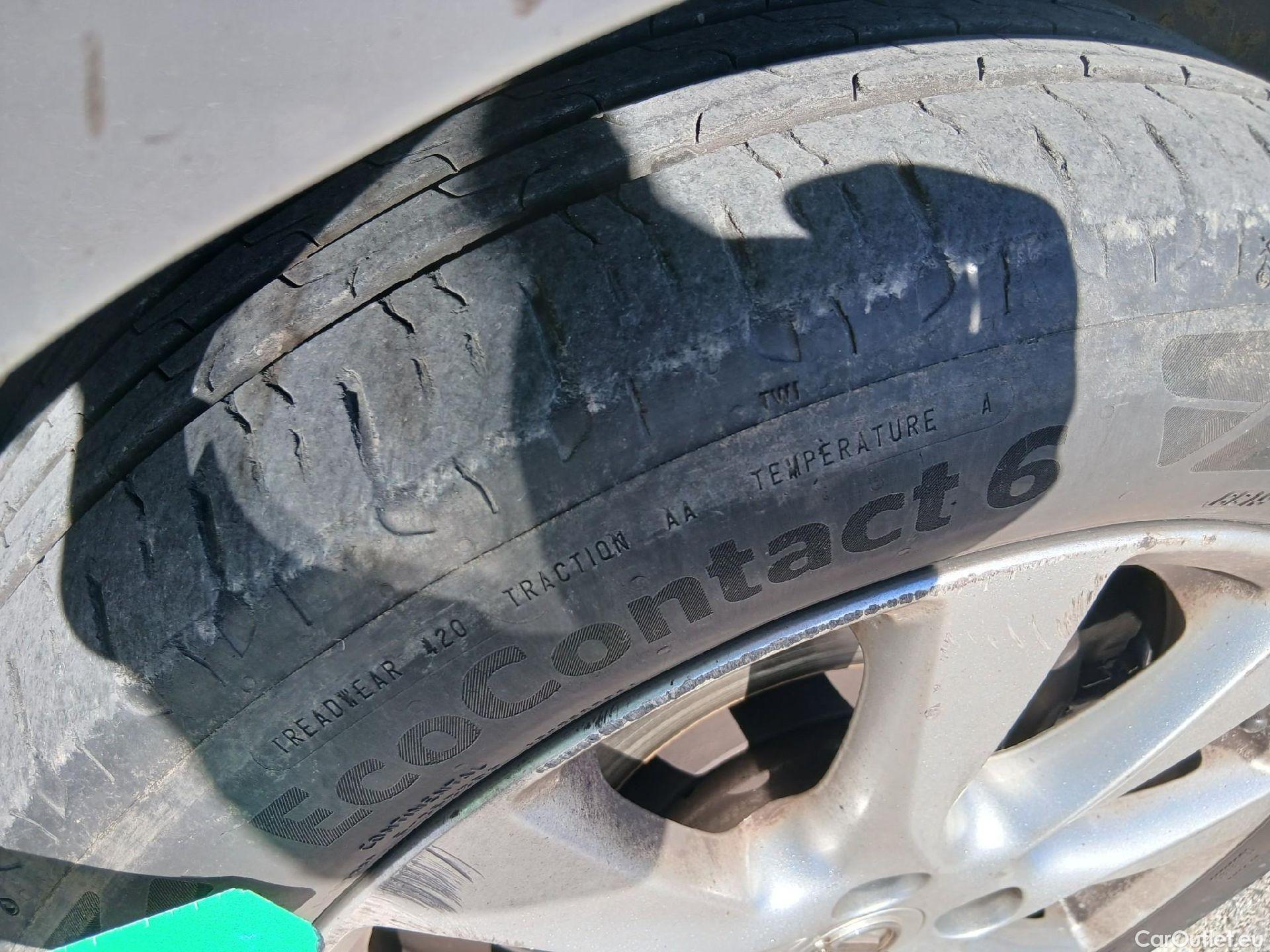  Opel  Corsa OPEL  / 2019 / 5P / berlina con portón 1.2T XHL 74kW (100CV) Elegance (CX) #9