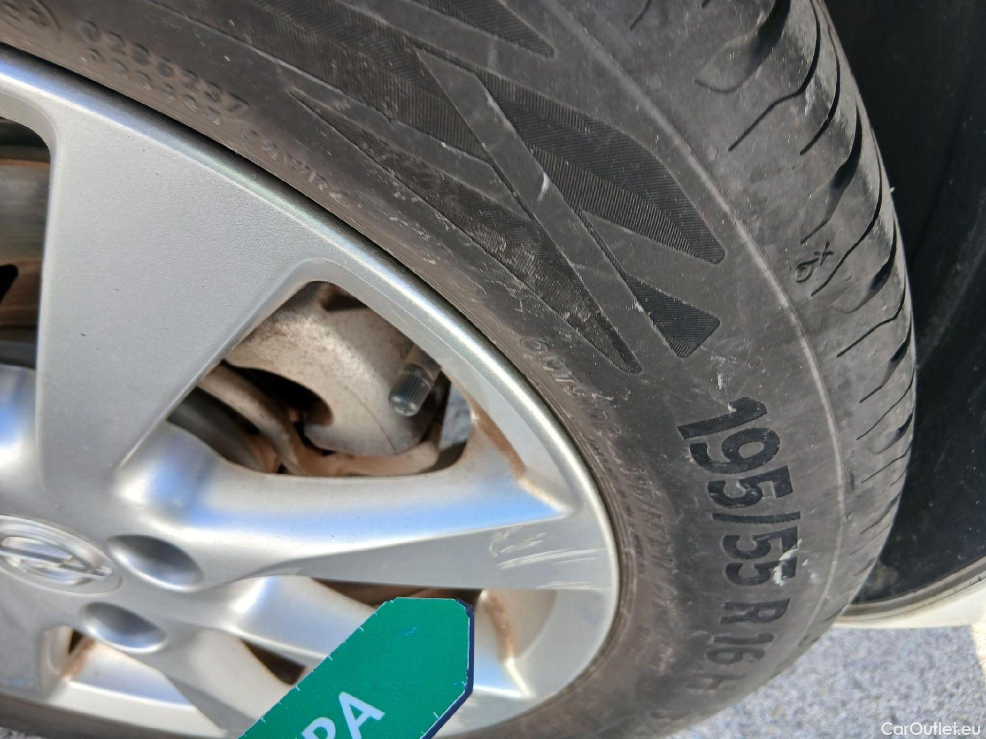  Opel  Corsa OPEL  / 2019 / 5P / berlina con portón 1.2T XHL 74kW (100CV) Elegance (CX) #5