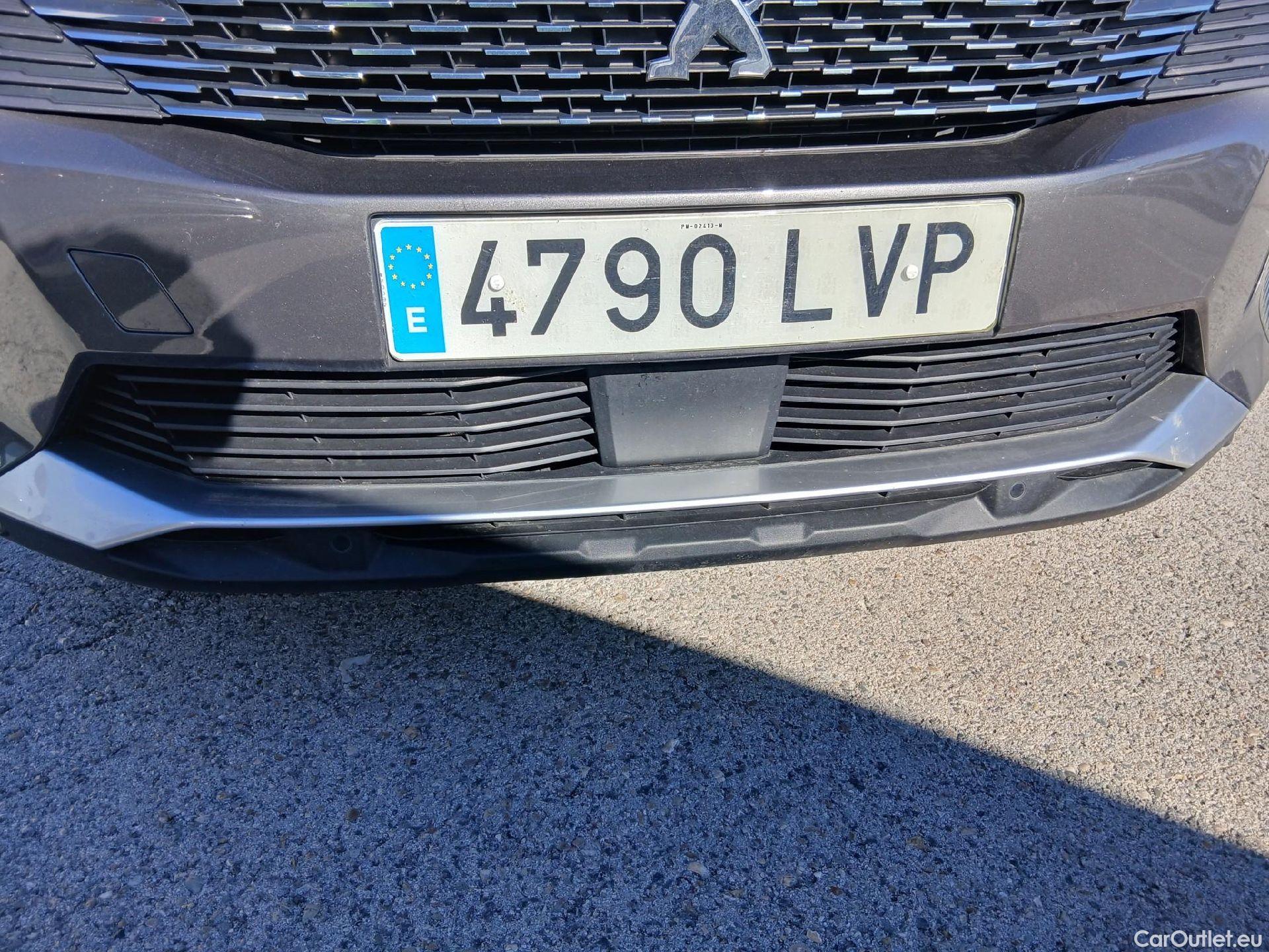  Peugeot  3008 PEUGEOT  Hybrid / 2020 / 5P / todoterreno 225 e-EAT8 Allure (AC2) #7