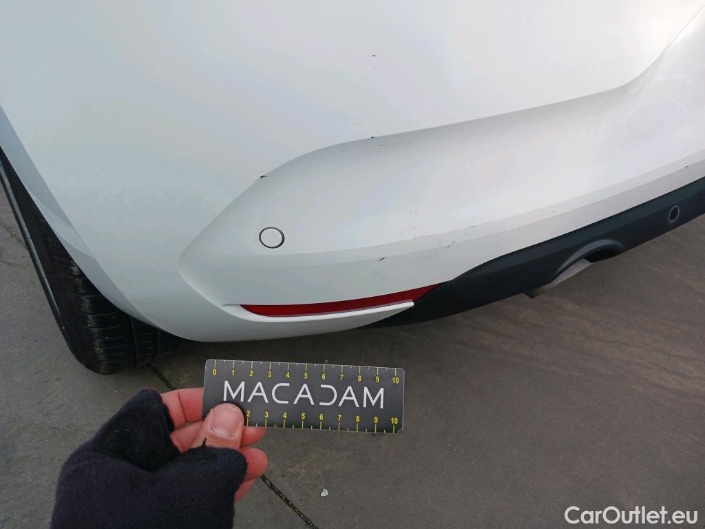  Renault  Clio RENAULT  / 2019 / 5P / berlina con portón Intens TCe 74 kW (100CV) GLP #8