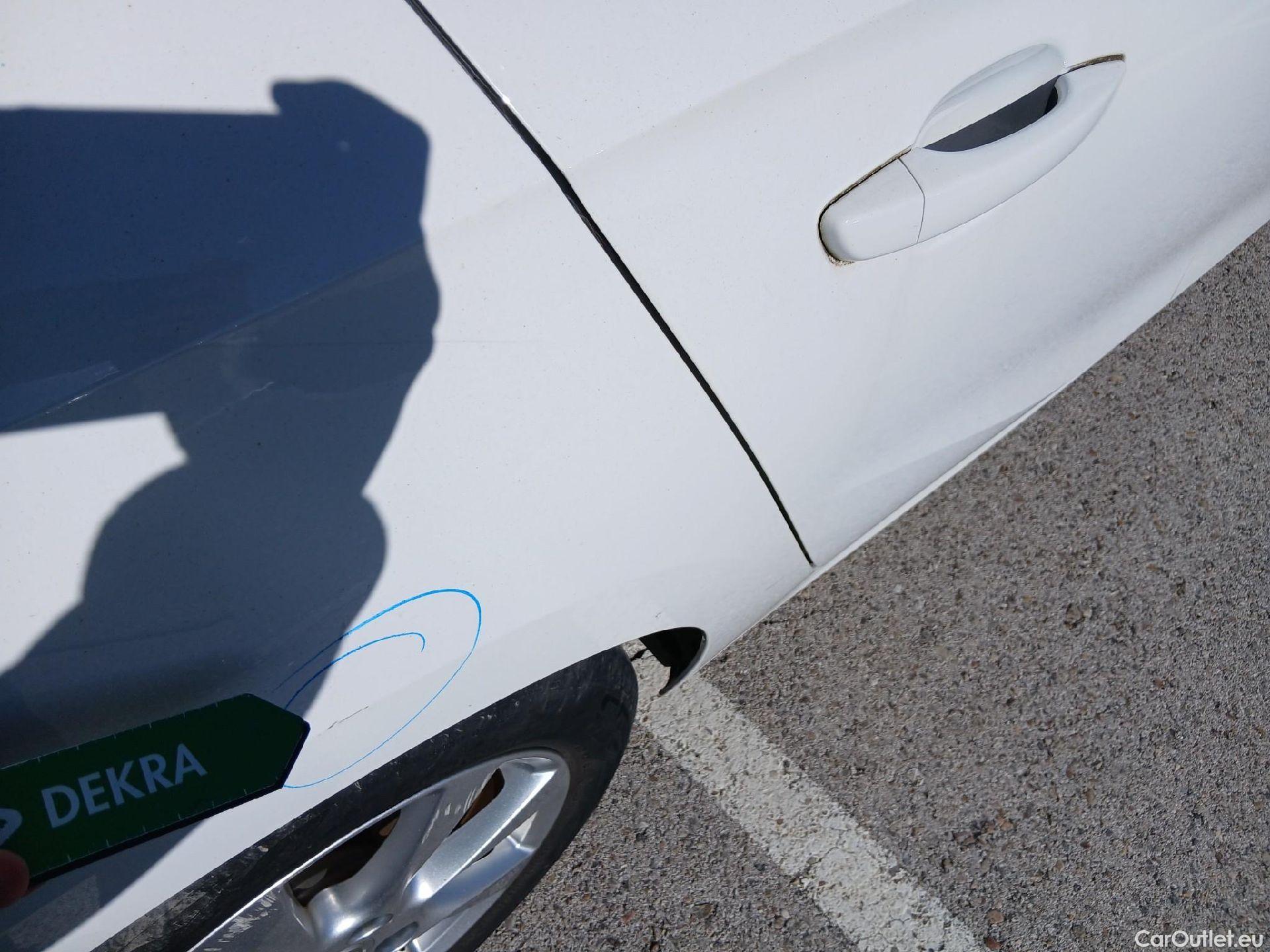  Opel  Corsa OPEL  / 2019 / 5P / berlina con portón 1.2T XHL 74kW (100CV) Elegance (CX) #24