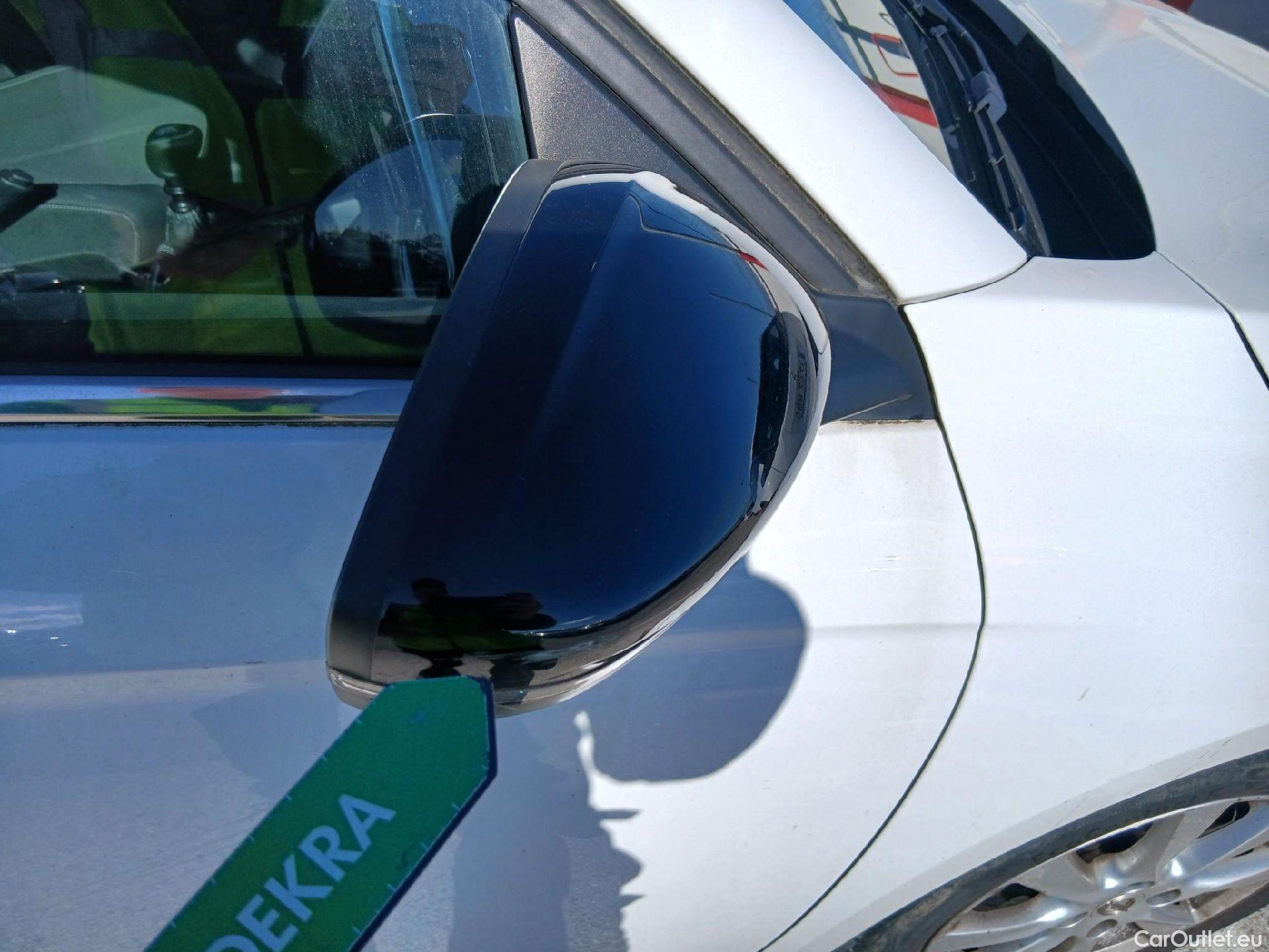  Opel  Corsa OPEL  / 2019 / 5P / berlina con portón 1.2T XHL 74kW (100CV) Elegance (CX) #26