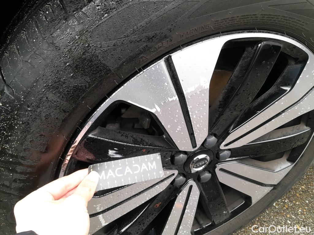  Volvo  XC 40 VOLVO XC40 / 2021 / 5P / todoterreno 1.5 T5 Recharge PHEV Plus Dark Auto #7