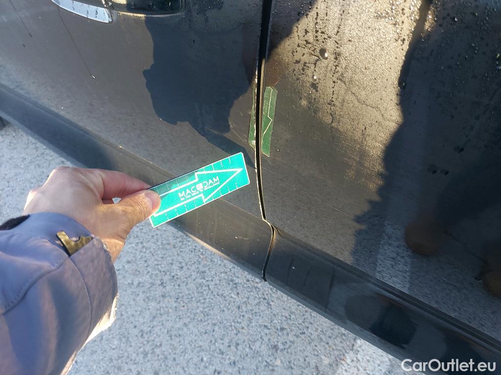  Volvo  XC 40 VOLVO XC40 / 2017 / 5P / todoterreno 1.5 T5 Twin Recharge Inscription Ex Auto #4