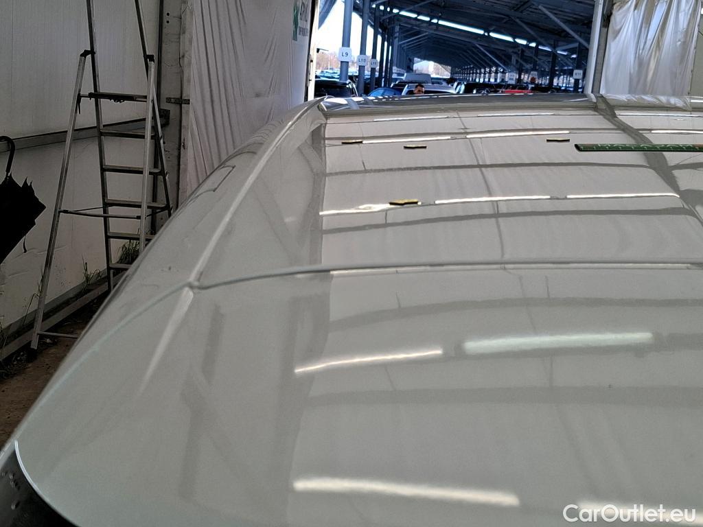  DS  DS7 DS DS 7 Crossback / 2017 / 5P / SUV E-TENSE 225 Business #4