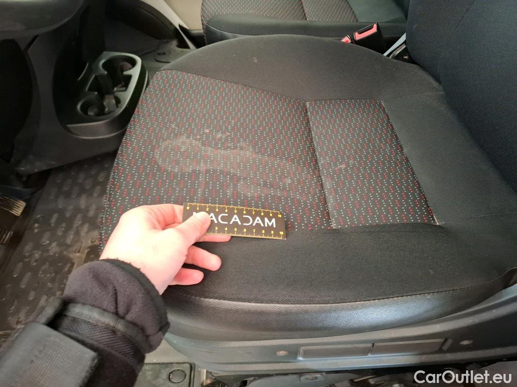  Citroen  Jumper CITROEN  VU 4p Fourgon 30 L2H2 BlueHDi 130 BVM6 Club #23