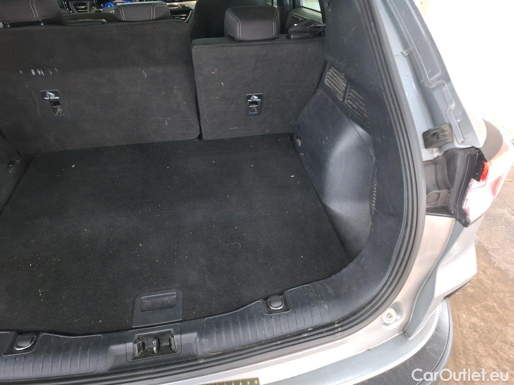  Ford  Kuga FORD  / 2019 / 5P / SUV 2.5 190 hybrid Flexifuel Pshift Titanium #15