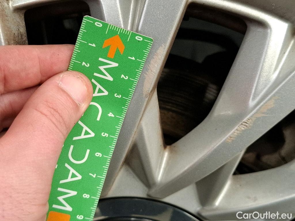  Fiat  500 FIAT   2015  3P  Berline Hybrid 10 BSG 70 ch Dolcevita #17