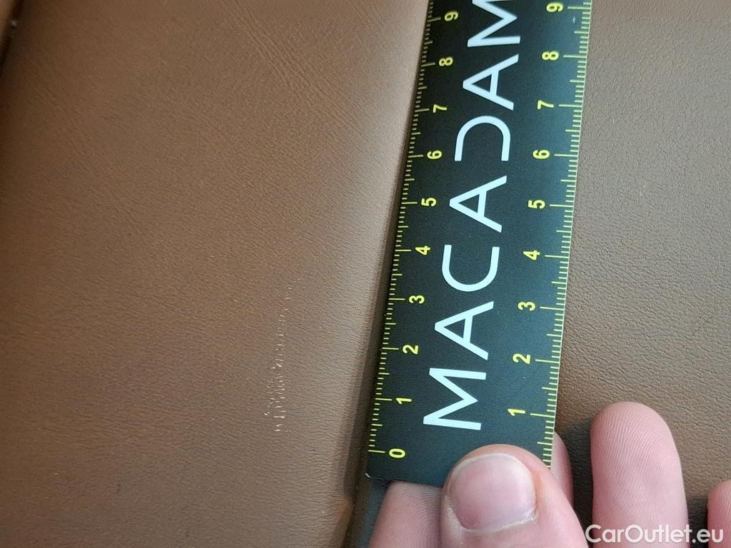  Mercedes  E-Klasse MERCEDES-BENZ Classe E Berline / 2020 / 4P / Berline 2.0 E 220 D AMG LINE AUTO #17