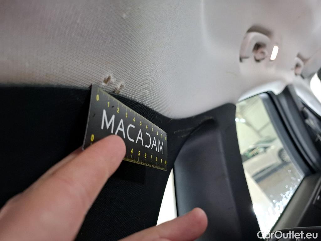  Ford  Kuga FORD  / 2019 / 5P / SUV 2.5 190 hybrid Flexifuel Pshift Titanium #4