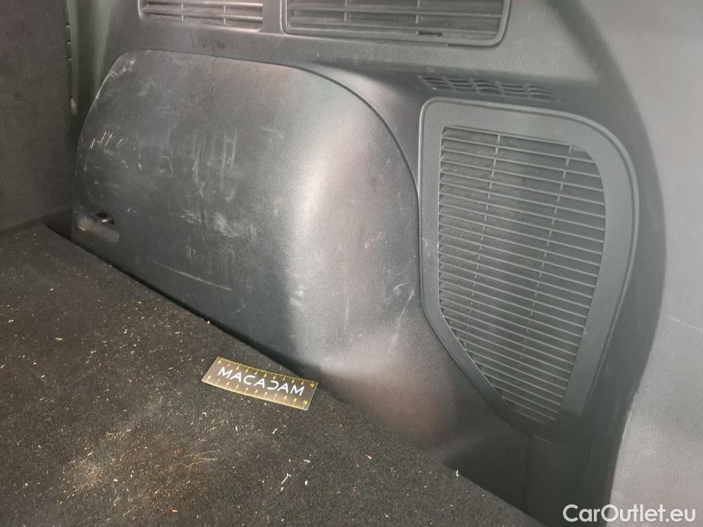  Ford  Kuga  Titanium Hybrid 2.5 190CV BVA6 E6dT #25