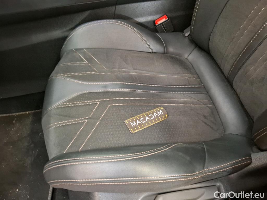  Peugeot  5008  GT Line 1.5 HDi 130CV BVA8 E6dT #18