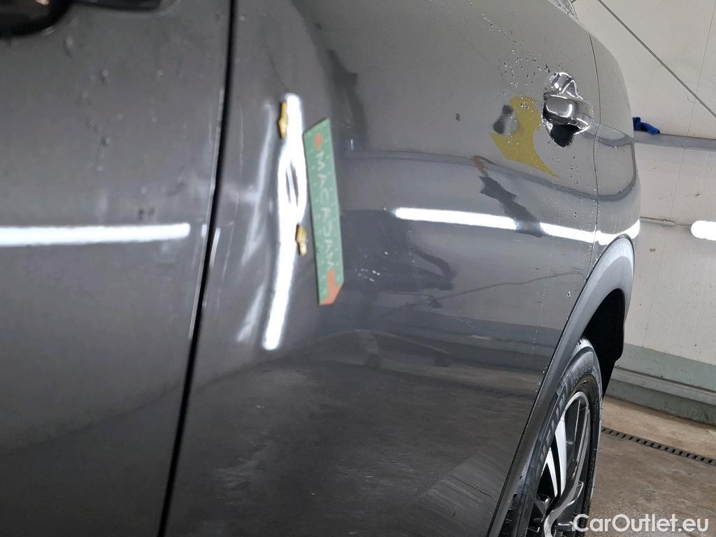  Peugeot  3008  II Allure 1.5 HDi 130CV BVA8 E6d #9