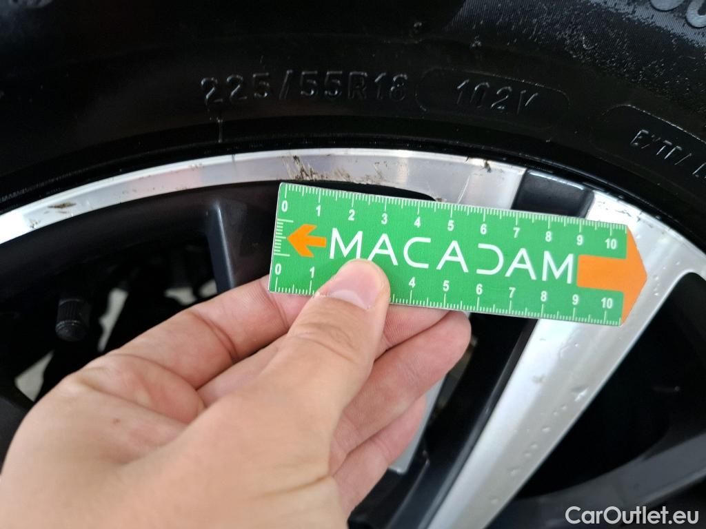  Peugeot  3008  II Allure 1.5 HDi 130CV BVA8 E6d #26