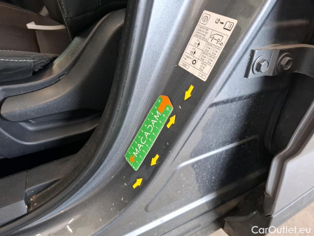  Nissan  Qashqai NISSAN  / 2021 / 5P / Crossover 1.3 MHEV 158ch Xtronic N-Style(SP) #27