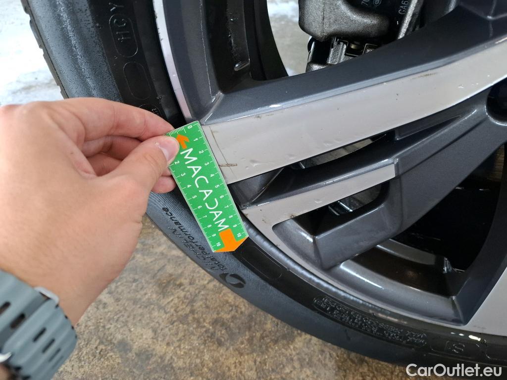  Peugeot  3008  II Allure 1.5 HDi 130CV BVA8 E6d #29