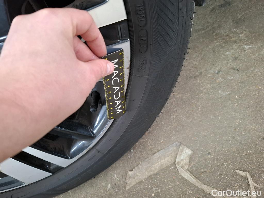  Peugeot  5008  GT Line 1.5 HDi 130CV BVA8 E6dT #38