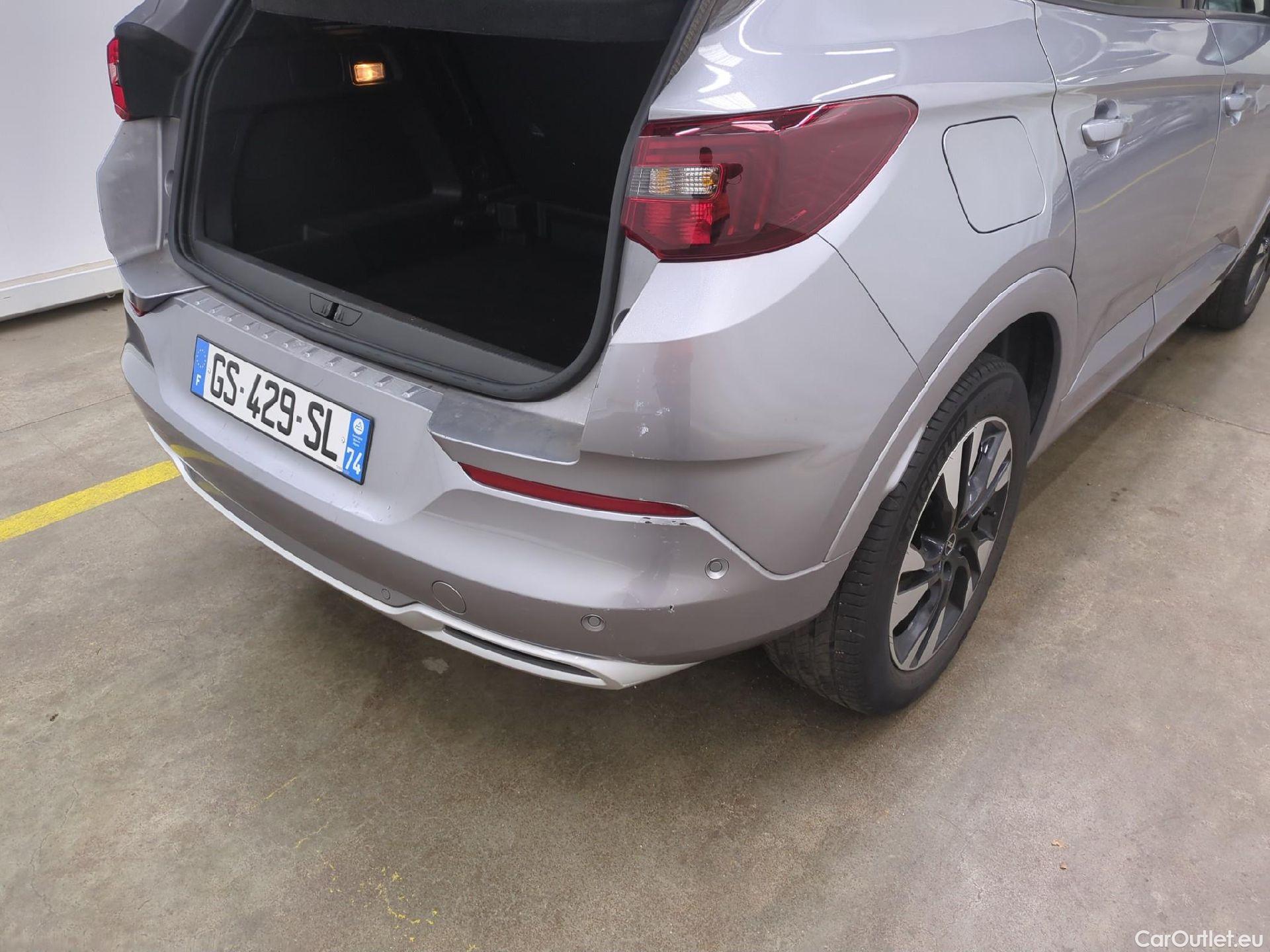  Opel   Grandland X Grandland X Business Elegance 1.5 130CV BVA8 6E #20