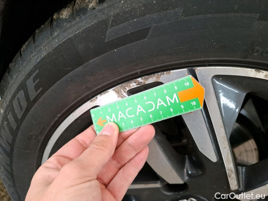  Peugeot  208  Allure Business 1.2 PureTech 100CV BVM6 E6d #19