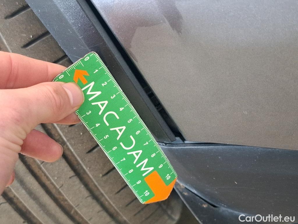  Nissan  Qashqai NISSAN  / 2021 / 5P / Crossover 1.3 MHEV 158ch Xtronic N-Style(SP) #52