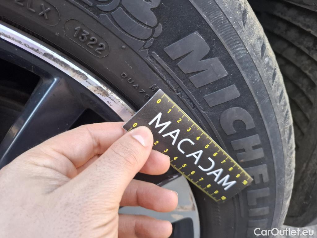  Peugeot  3008  II Allure 1.5 HDi 130CV BVA8 E6d #14