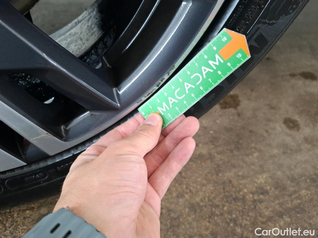  Peugeot  3008  II Allure 1.5 HDi 130CV BVA8 E6d #28