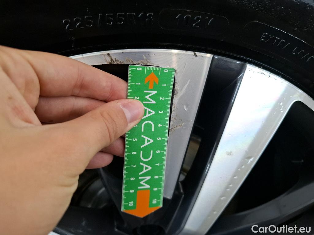  Peugeot  3008  II Allure 1.5 HDi 130CV BVA8 E6d #25