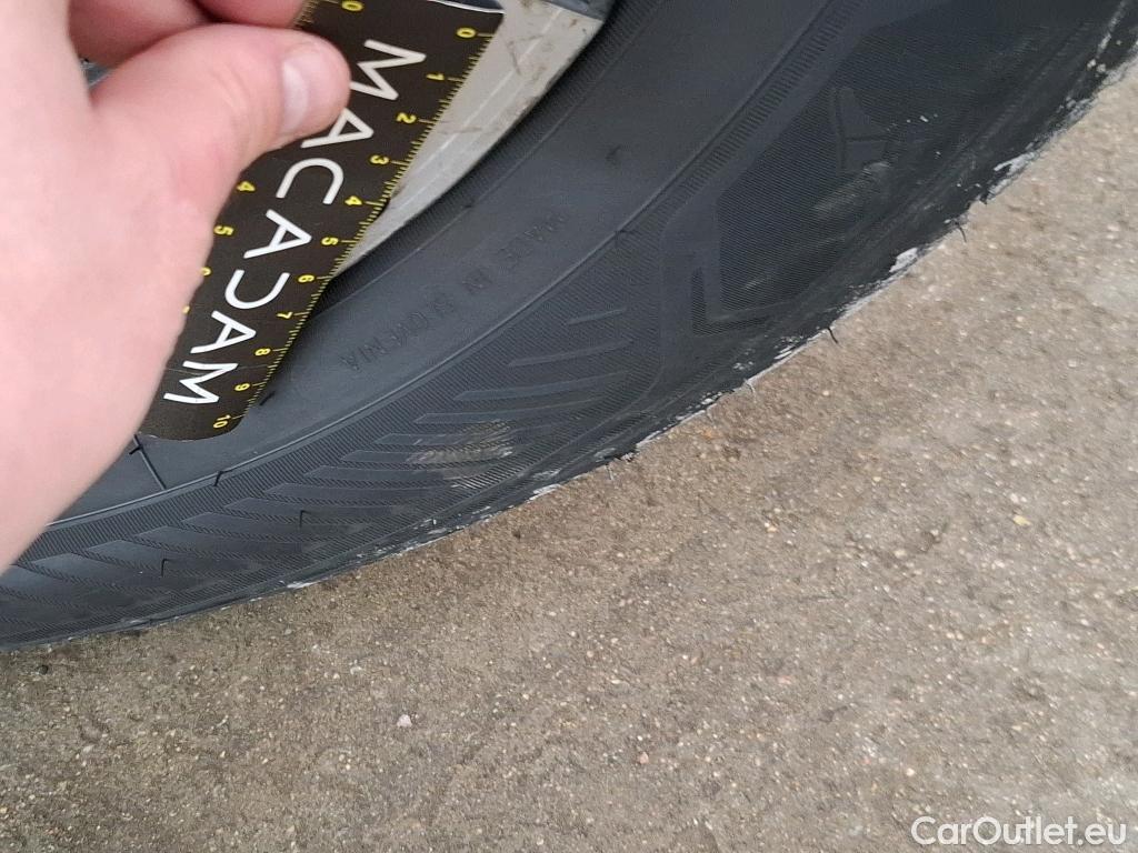  Peugeot  5008  GT Line 1.5 HDi 130CV BVA8 E6dT #48