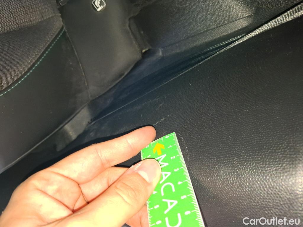  Peugeot  208  Allure Business 1.2 PureTech 100CV BVM6 E6d #25