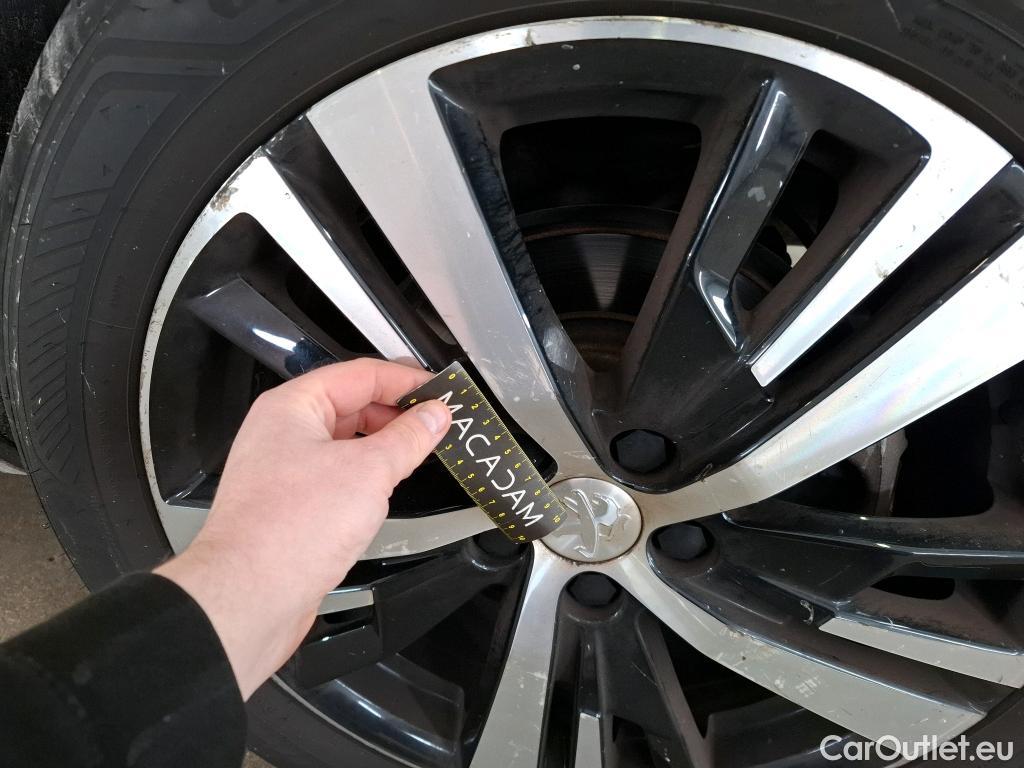  Peugeot  5008  GT Line 1.5 HDi 130CV BVA8 E6dT #24