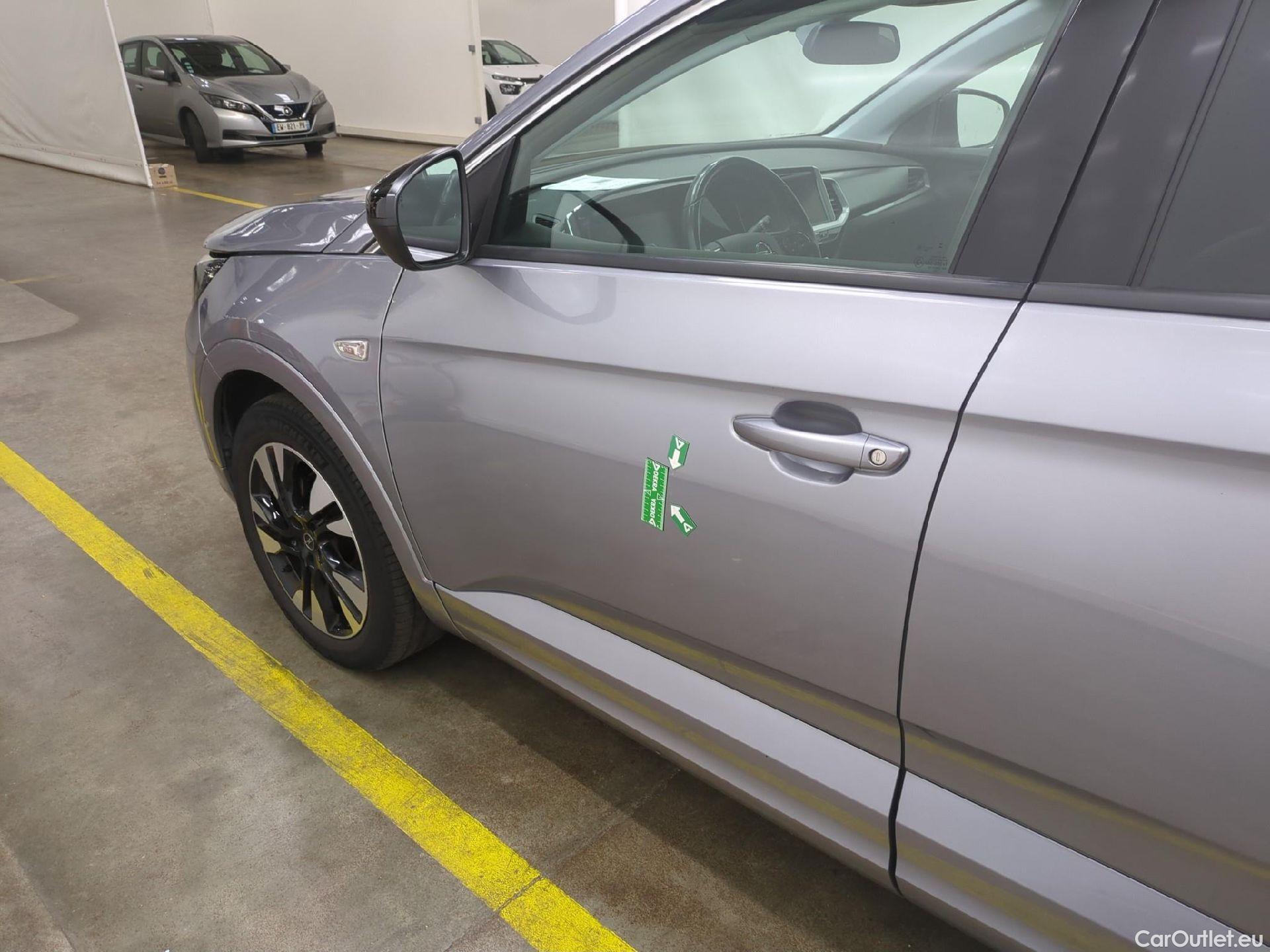  Opel   Grandland X Grandland X Business Elegance 1.5 130CV BVA8 6E #18