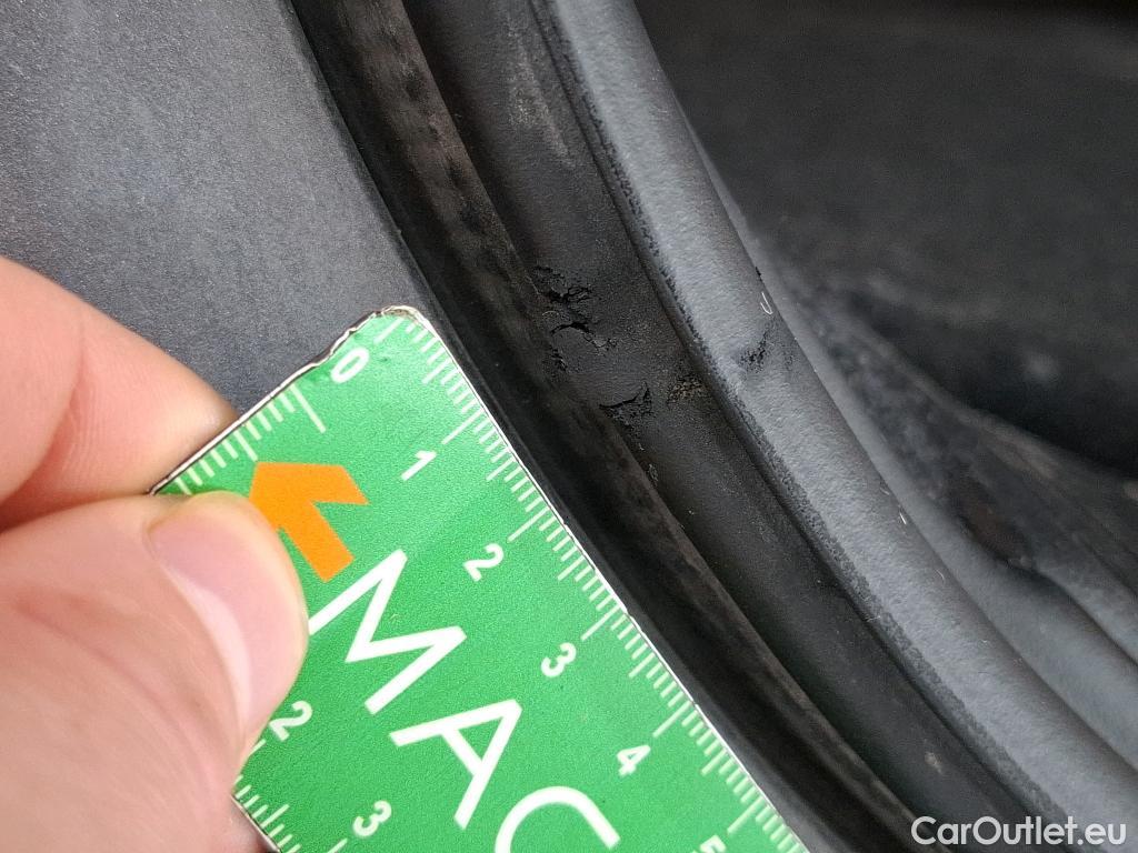  Nissan  Qashqai NISSAN  / 2021 / 5P / Crossover 1.3 MHEV 158ch Xtronic N-Style(SP) #34