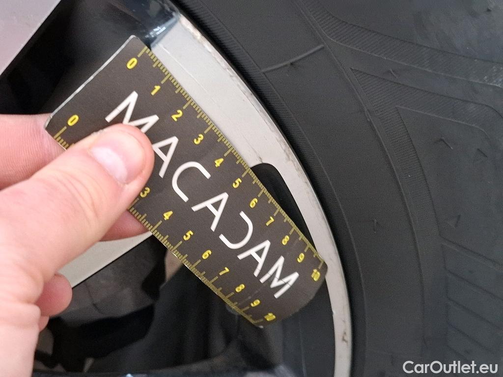  Peugeot  5008  GT Line 1.5 HDi 130CV BVA8 E6dT #45