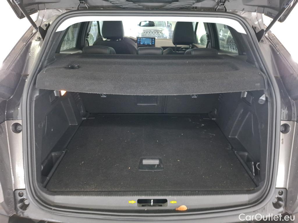  Peugeot  3008  II Allure 1.5 HDi 130CV BVA8 E6d #46