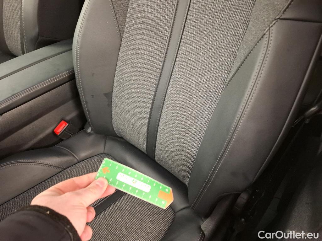  Peugeot  5008  Allure Business 2.0 HDi 180CV BVA8 E6dT #19