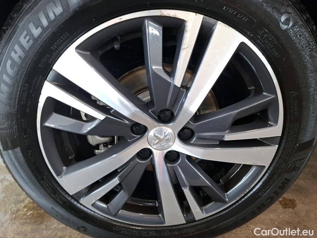  Peugeot  3008  II Allure 1.5 HDi 130CV BVA8 E6d #24