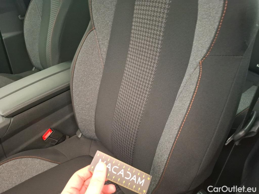  Peugeot  3008  Active Business 1.5 HDi 130CV BVA8 E6d #15