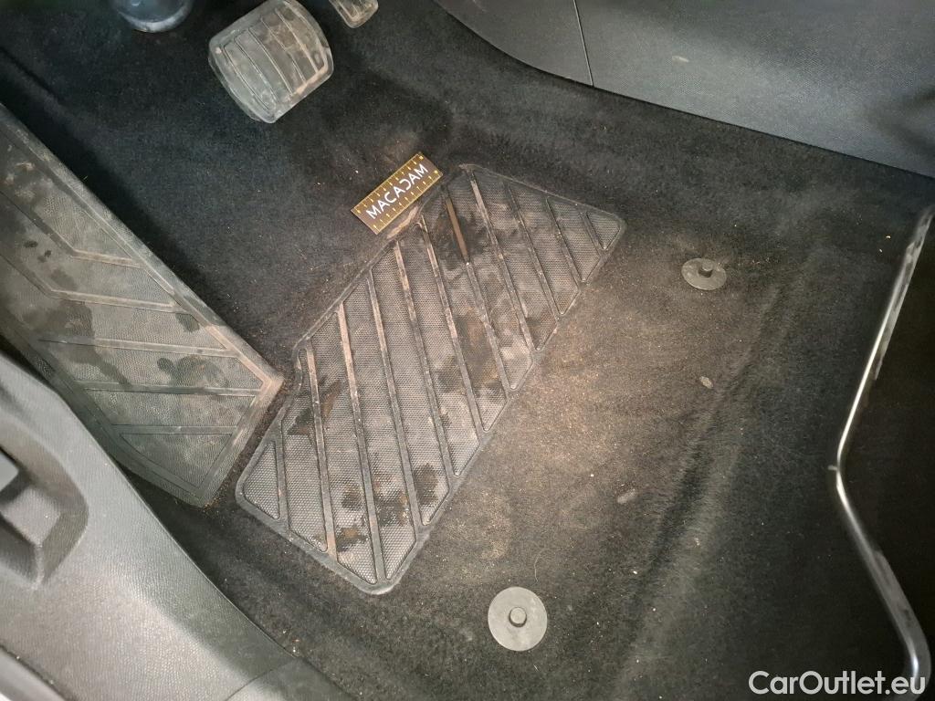  Peugeot  3008  Active Business 1.5 HDi 130CV BVA8 E6d #7