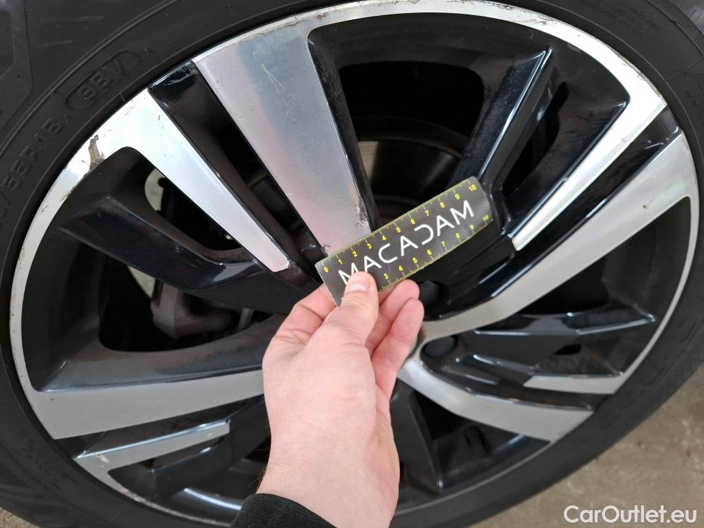  Peugeot  5008  GT Line 1.5 HDi 130CV BVA8 E6dT #31