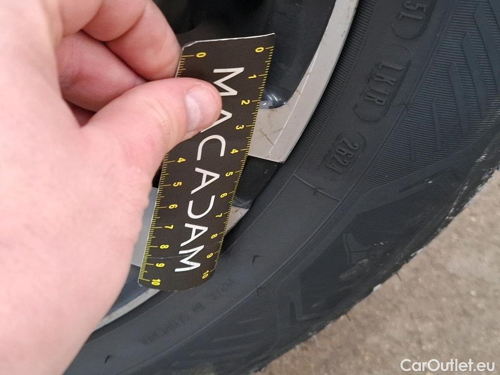  Peugeot  5008  GT Line 1.5 HDi 130CV BVA8 E6dT #46