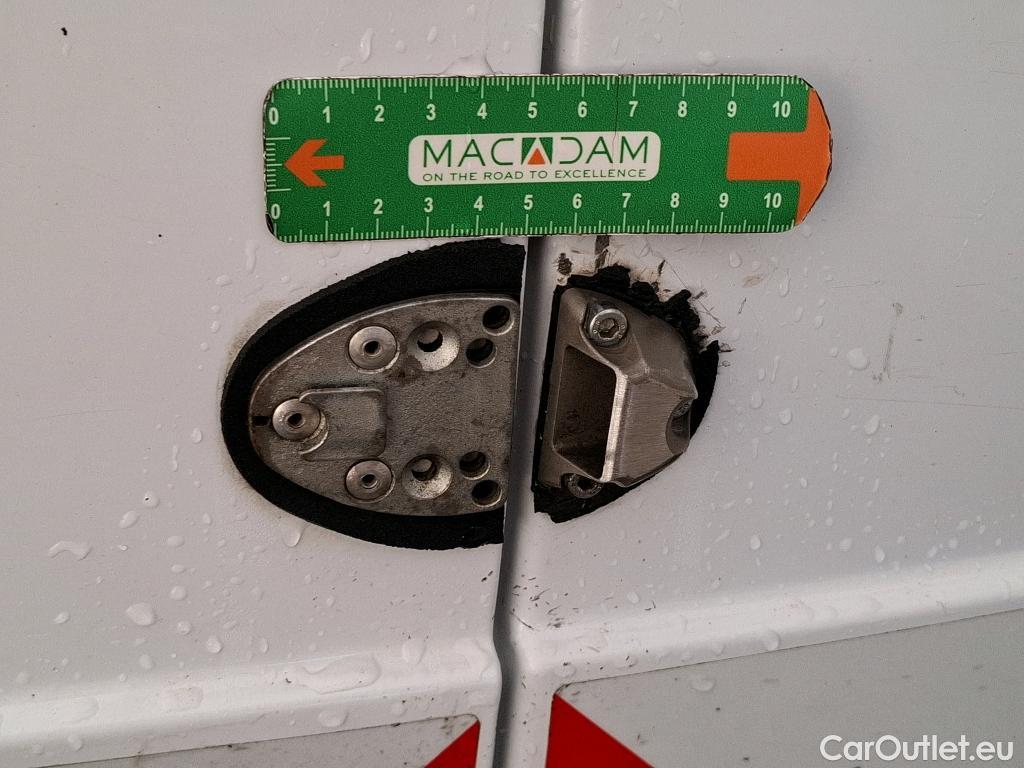  Renault  Kangoo  Express Maxi Extra (Série Spéciale) 1.5 dCi 90CV BVM5 E6 #22