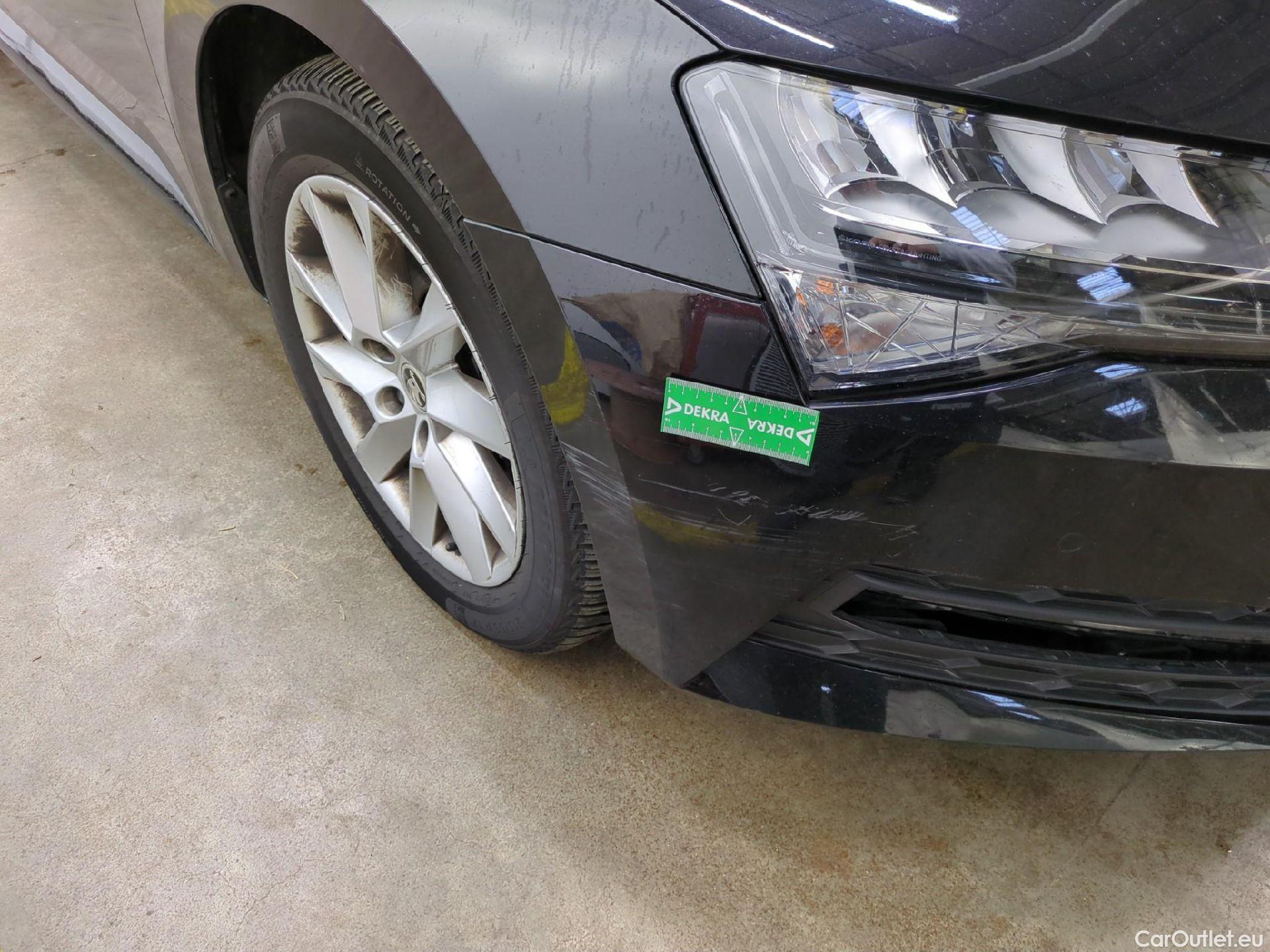  Skoda  Superb  Berline Business 2.0 TDI 150CV BVA7 E6d #22