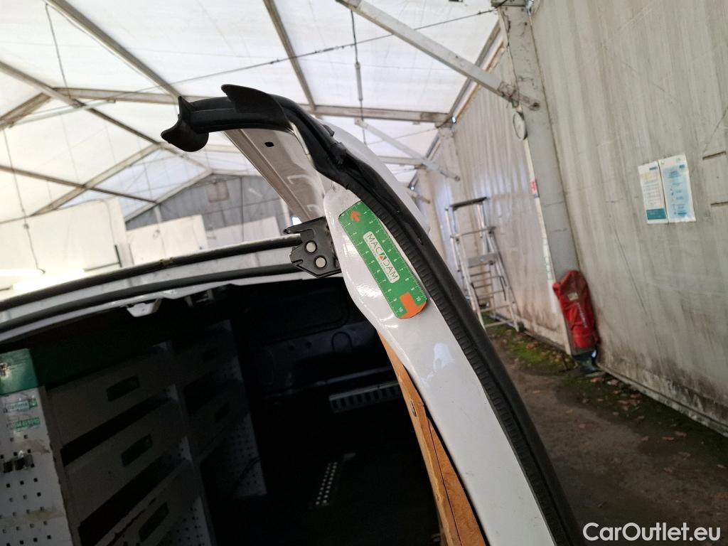  Renault  Kangoo  Express Maxi Extra (Série Spéciale) 1.5 dCi 90CV BVM5 E6 #28