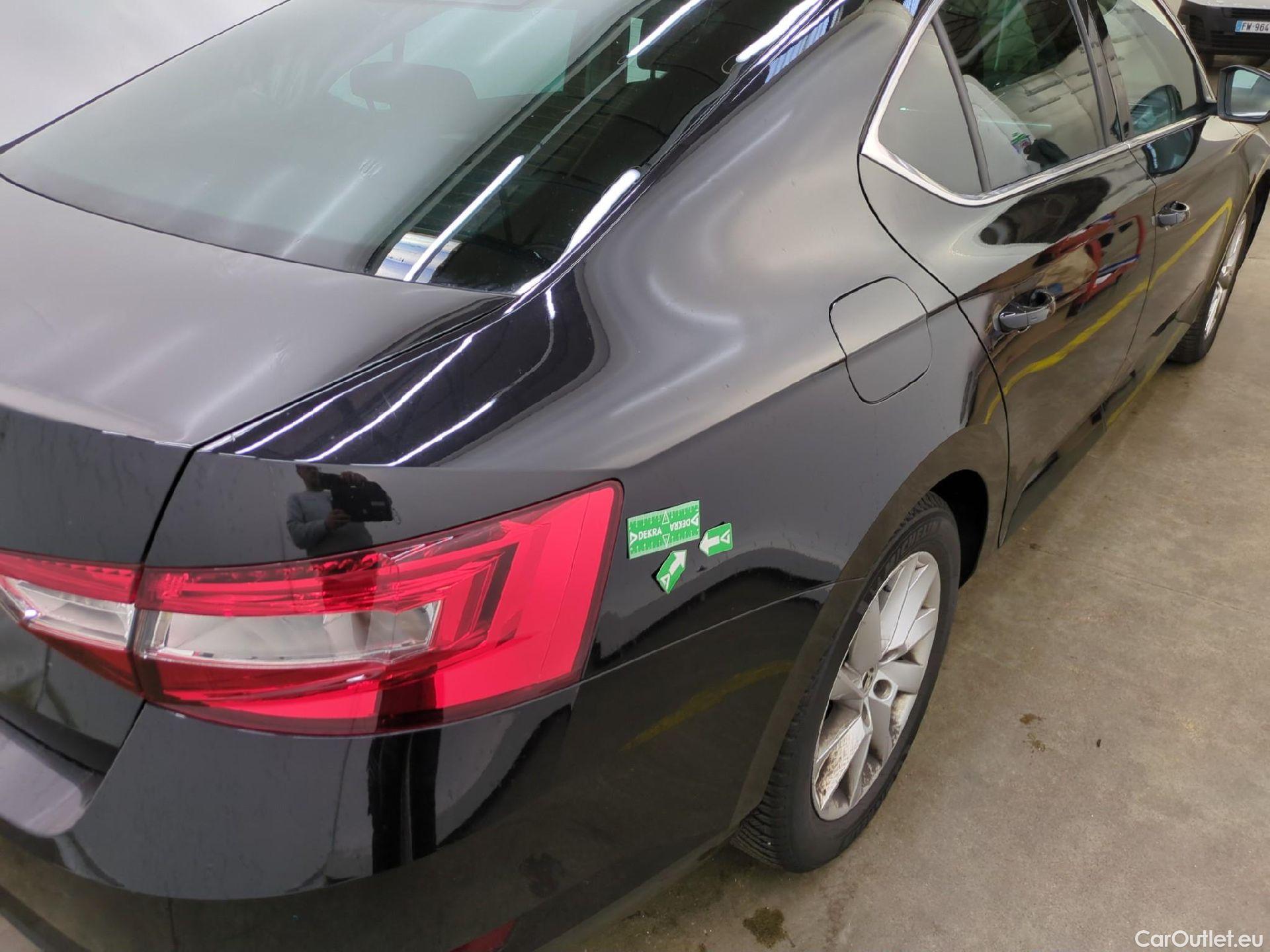  Skoda  Superb  Berline Business 2.0 TDI 150CV BVA7 E6d #8