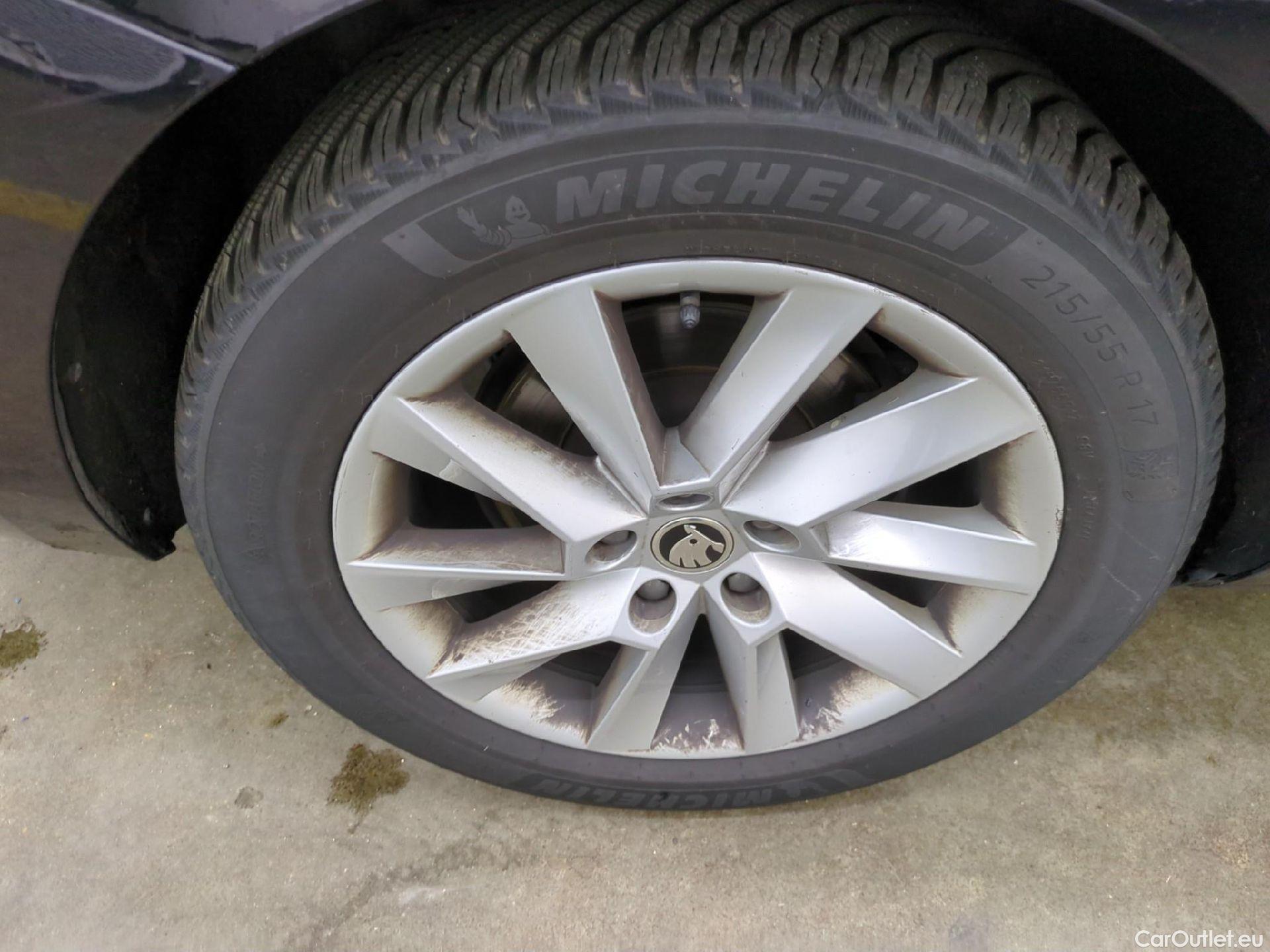  Skoda  Superb  Berline Business 2.0 TDI 150CV BVA7 E6d #6