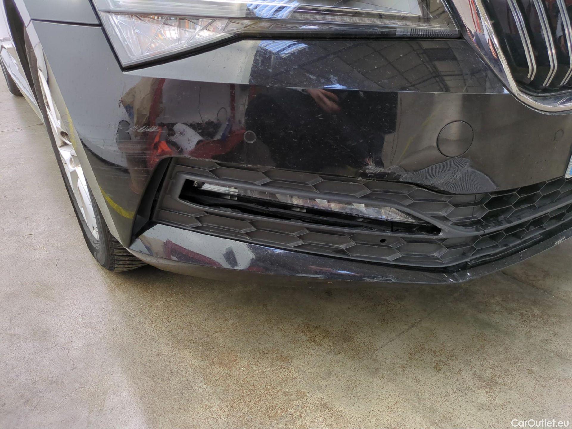  Skoda  Superb  Berline Business 2.0 TDI 150CV BVA7 E6d #29