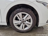  Volkswagen  Golf  VOLKSWAGEN / 2019 / 5P / BERLINA 2.0 TDI SCR 85KW LIFE DSG #17