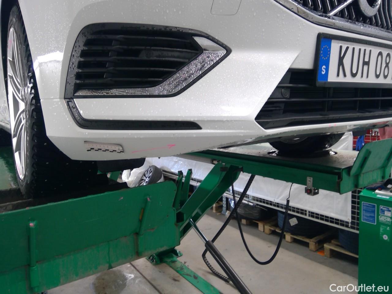  Volvo  V60  T6 AWD Inscript.Exp.Aut #9