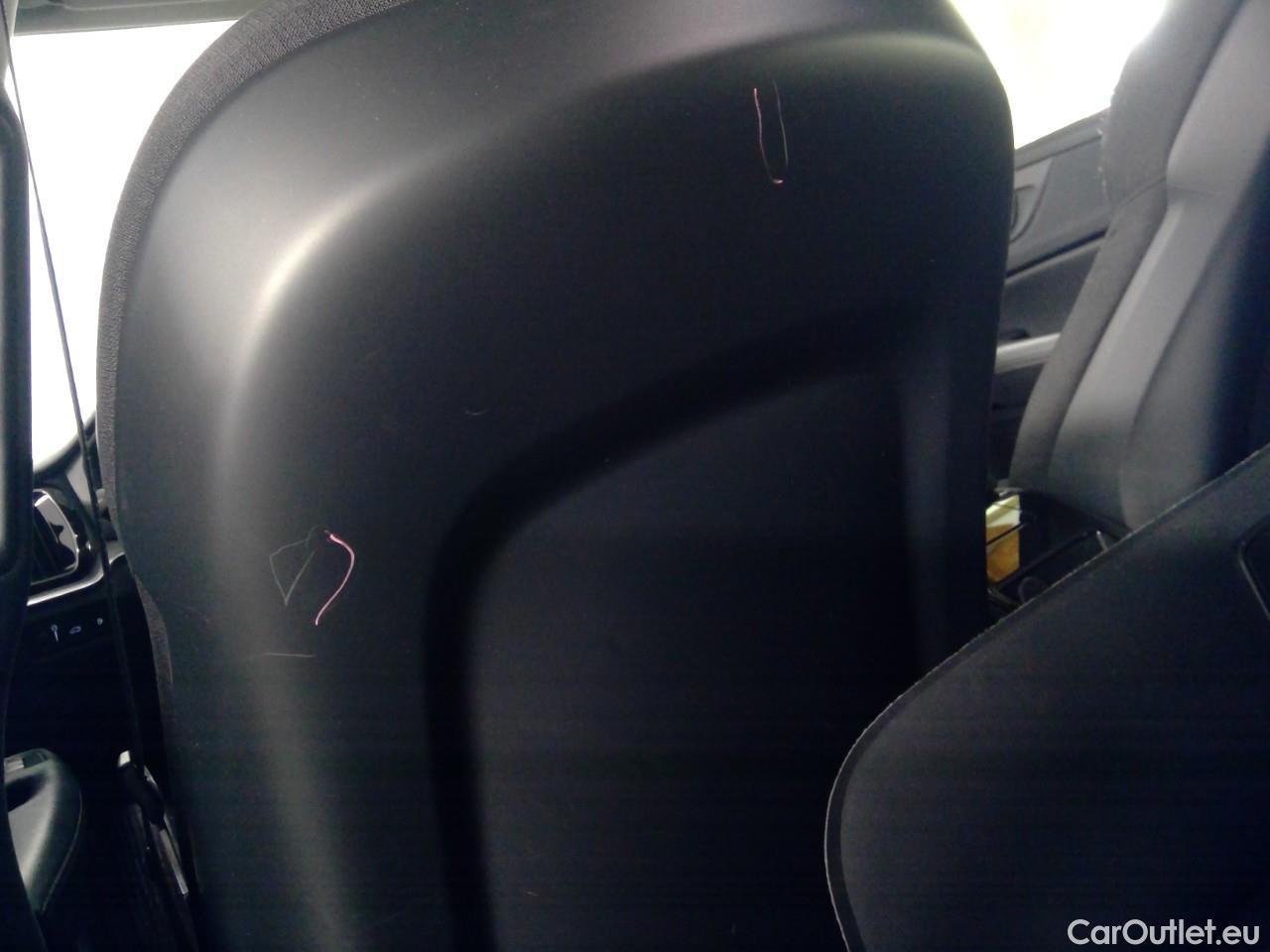  Volvo  V60  T6 350 Ins.Ex.Rec. AWD Aut #1